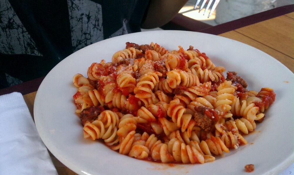 rotini with meat sauce