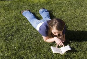 girl reading