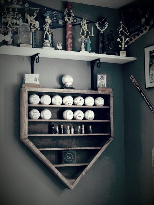 baseball-display-case
