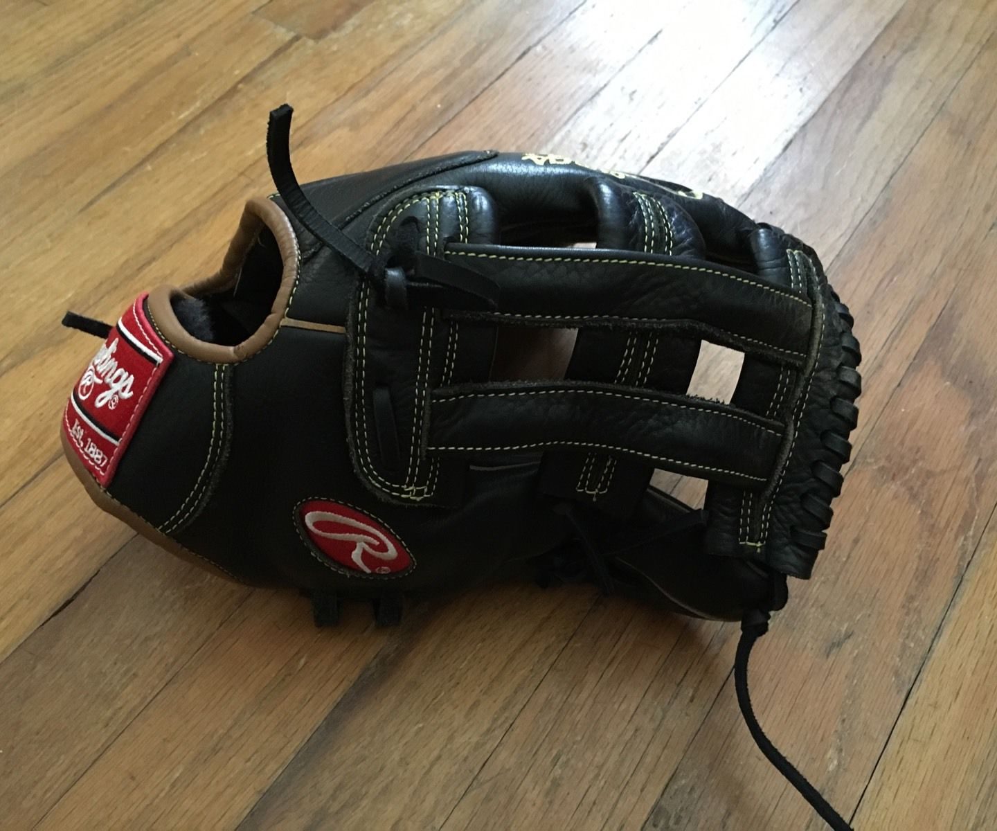 Buy and Sell Used Baseball Equipment on Ebay