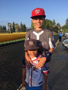 youth baseball players