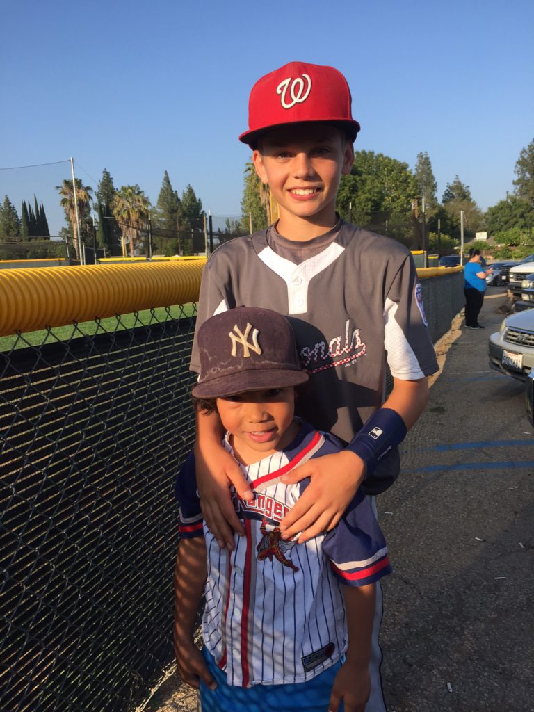 youth baseball players