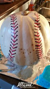 10 Baseball and Softball Halloween Pumpkin Ideas