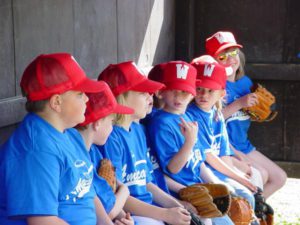 kids in the dugout